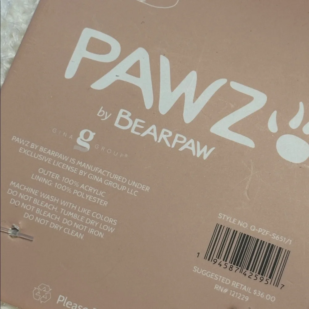 Pawz by Bearpaw Women's White Bootie Lounge Socks